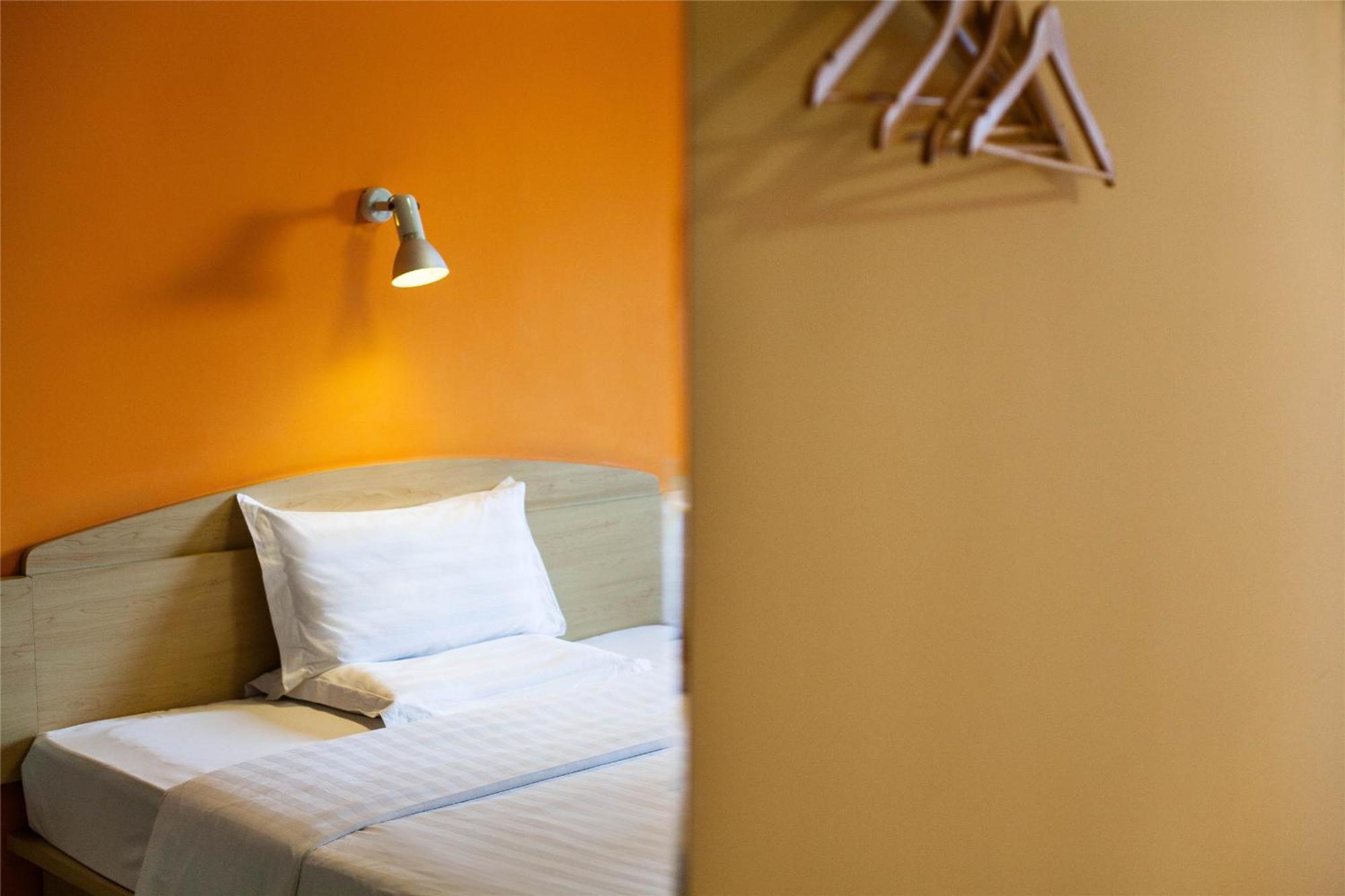 7Days Inn Guangzhou Zhongda North Gate Square Bagian luar foto