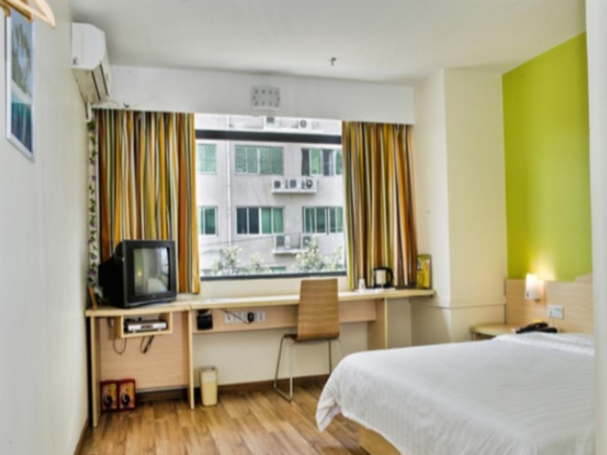 7Days Inn Guangzhou Zhongda North Gate Square Bagian luar foto